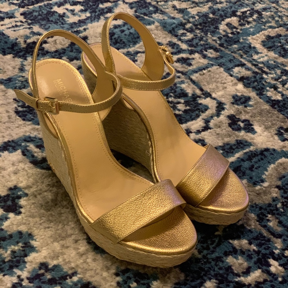 Michael Kors Wedges, new! 💕